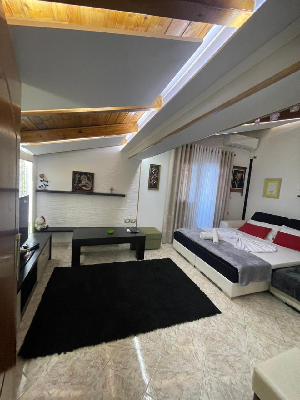 Vila Katalea Gjirokastër Exterior foto