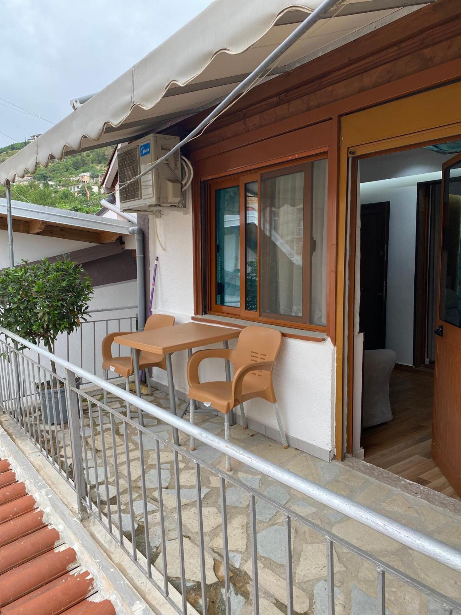 Vila Katalea Gjirokastër Exterior foto